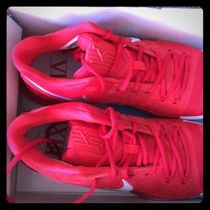 Kyrie 3